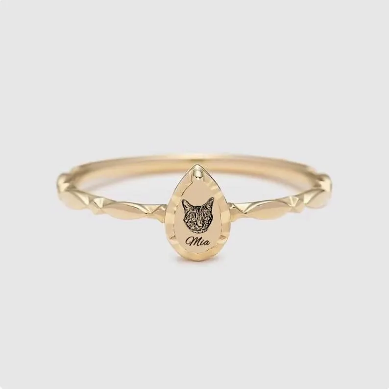 Custom Pet Memorial Ring Pear Cut